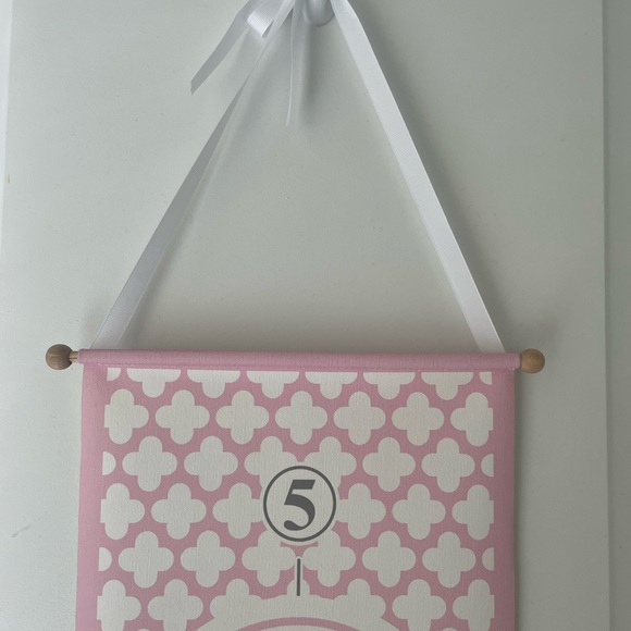 Pottery Barn height chart - Picture 3 of 4